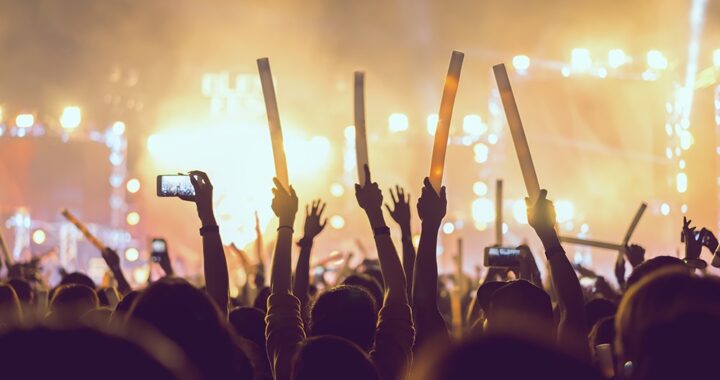 listopadowy-koncert-patrii--wsp--lne---piewanie-pi-auto-1789